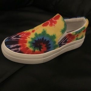 SODA Rainbow Tie-Dye Runners